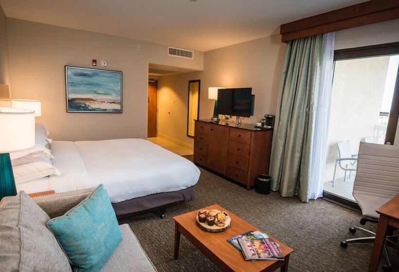 فندق Hilton St. Petersburg Carillon Park