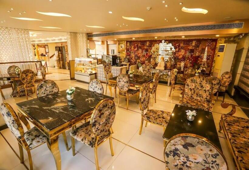 ホテル Hk Clarks Innamritsar