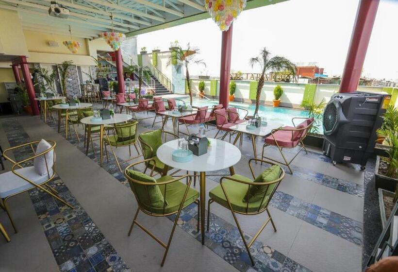 ホテル Hk Clarks Innamritsar