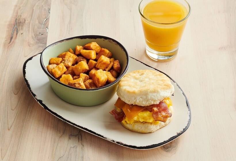 בית מלון כפרי Holiday Inn & Suites Ann Arbor Univ Michigan Area By Ihg