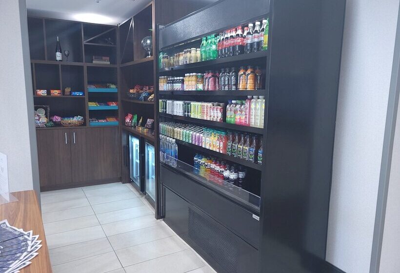 בית מלון כפרי Holiday Inn & Suites Ann Arbor Univ Michigan Area By Ihg