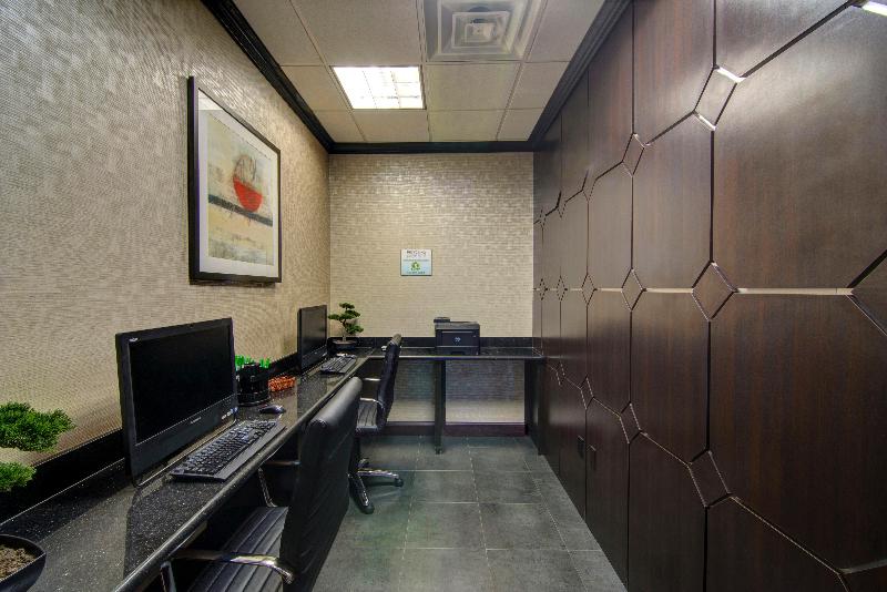 فندق Holiday Inn Arlington Northeast, An Ihg