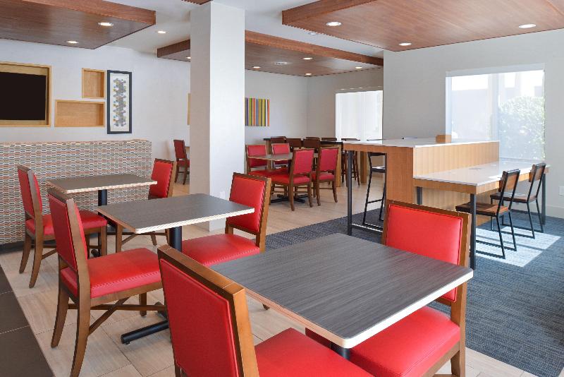 Holiday Inn Express Hotel & Suites Abilene Mall South, An Ihg