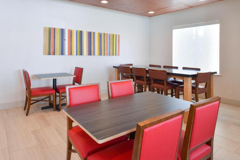 Holiday Inn Express Hotel & Suites Abilene Mall South, An Ihg