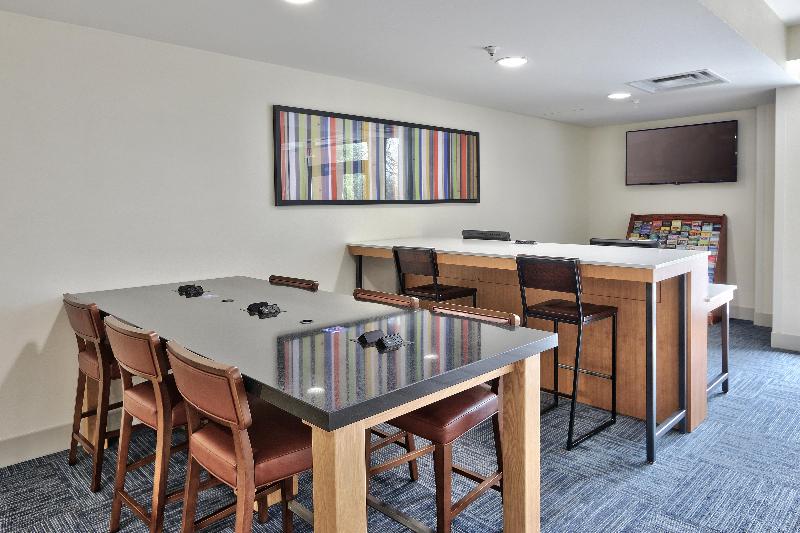 בית מלון כפרי Holiday Inn Express & Suites Albuquerque Historic Old Town, An Ihg