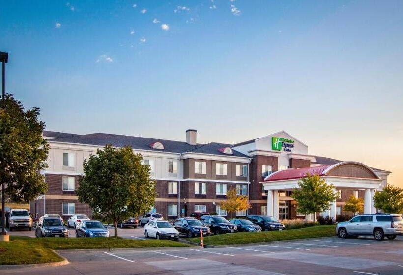 Holiday Inn Express Hotel & Suites Altoona Des Moines, An Ihg
