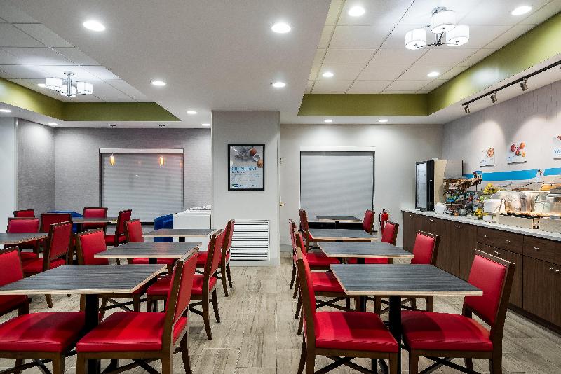 Holiday Inn Express Hotel & Suites Bartow, An Ihg