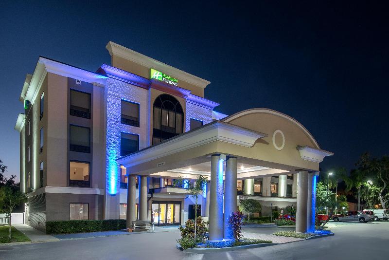 Holiday Inn Express Hotel & Suites Bartow, An Ihg