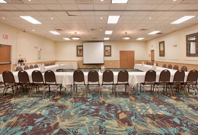 Holiday Inn Express Hotel & Suites Beatrice, An Ihg