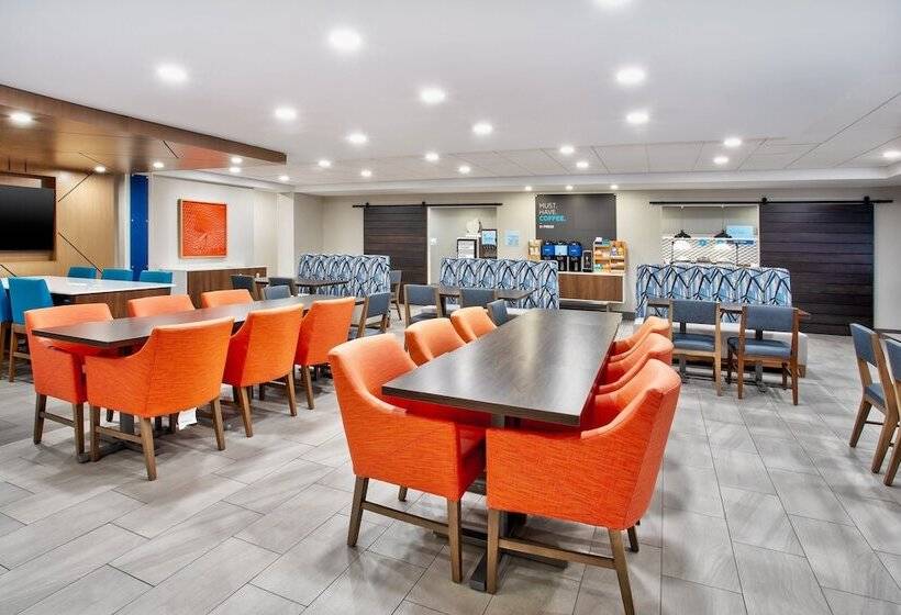 Holiday Inn Express Hotel & Suites   Belleville Area, An Ihg