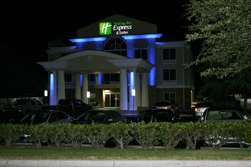 Holiday Inn Express Hotel & Suites Brooksville West By Ihg