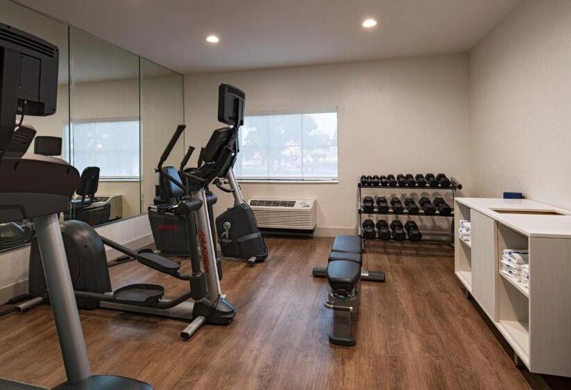 בית מלון כפרי Holiday Inn Express & Suites Cedar Park , An Ihg