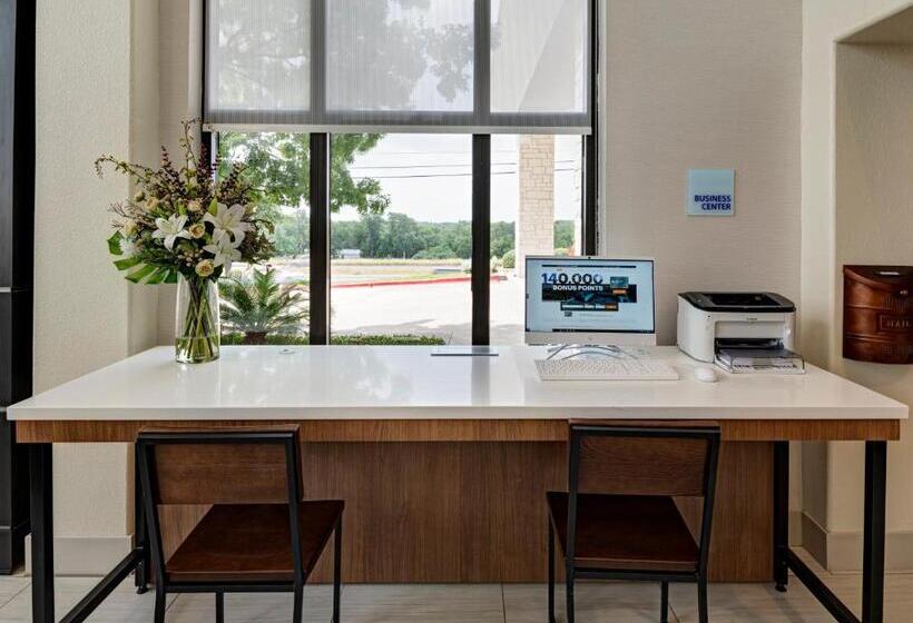 בית מלון כפרי Holiday Inn Express & Suites Cedar Park , An Ihg