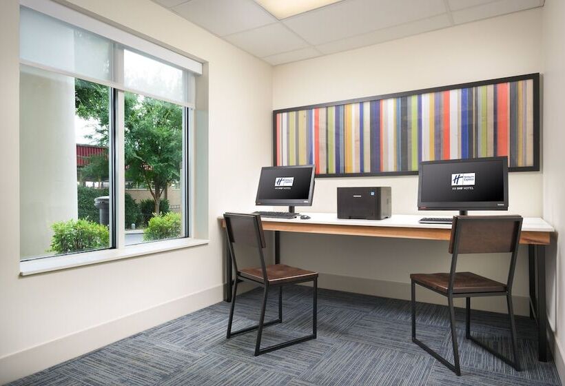 Holiday Inn Express Hotel & Suites Chattanooga Downtown, An Ihg