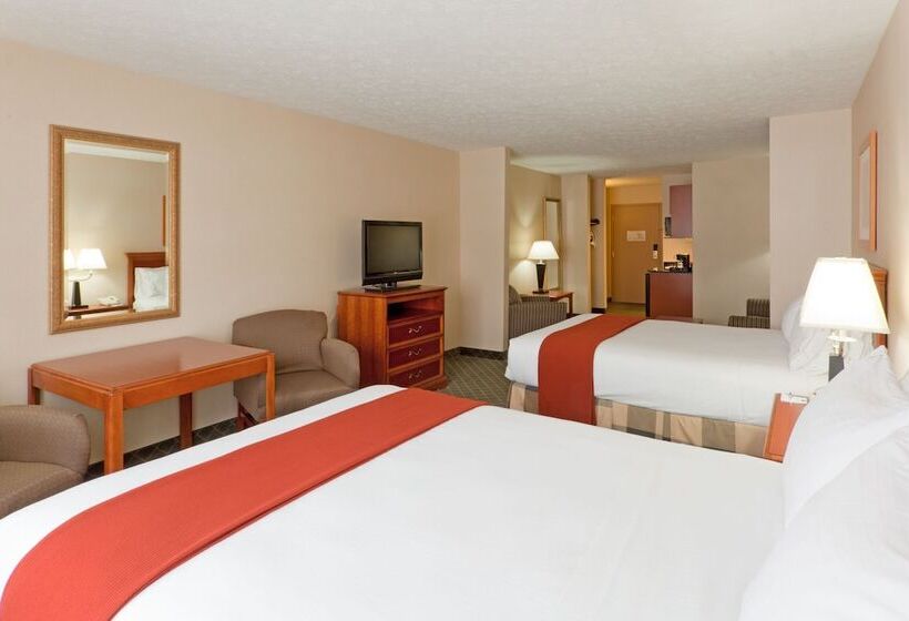 ホテル Holiday Inn Express & Suites Kent   University Area By Ihg