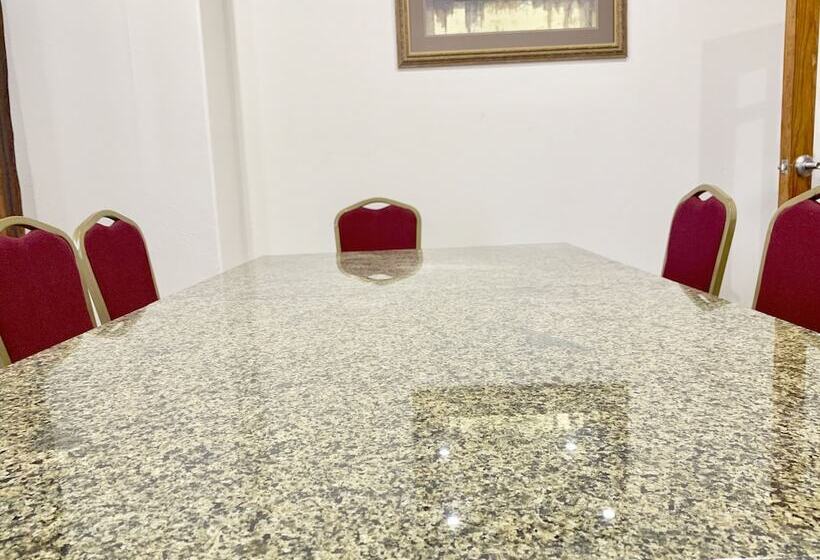 Holiday Inn Express Hotel And Suites Alice, An Ihg