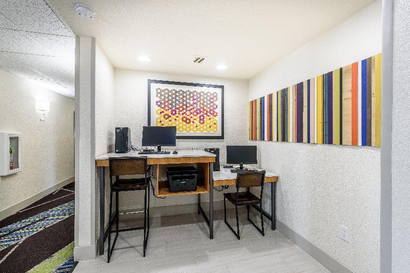 Holiday Inn Express Hotel And Suites Bastrop, An Ihg