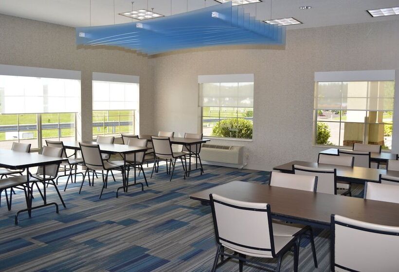 בית מלון כפרי Holiday Inn Express Bloomsburg By Ihg