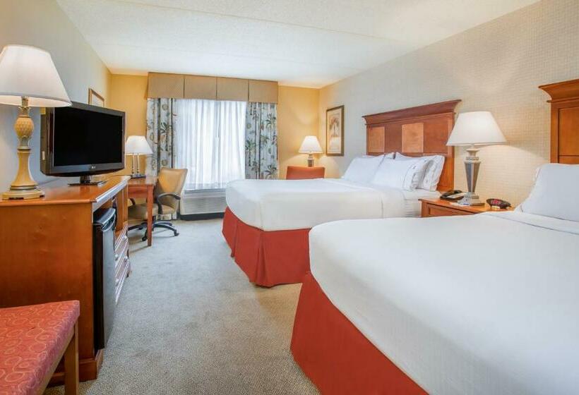 호텔 Holiday Inn Express & Suites Bloomington, An Ihg