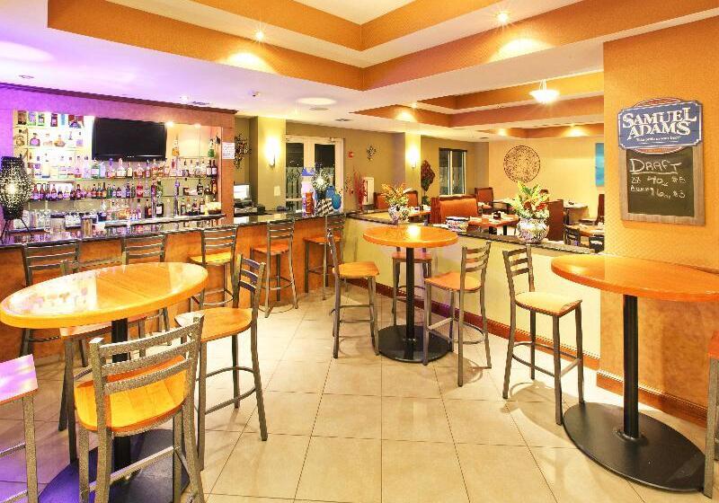 فندق Hyatt House Bentonville Rogers