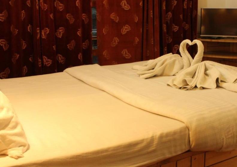 Hotel Kunal & Cottages