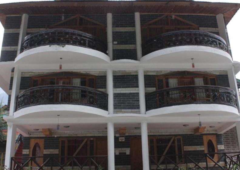 Hotel Kunal & Cottages