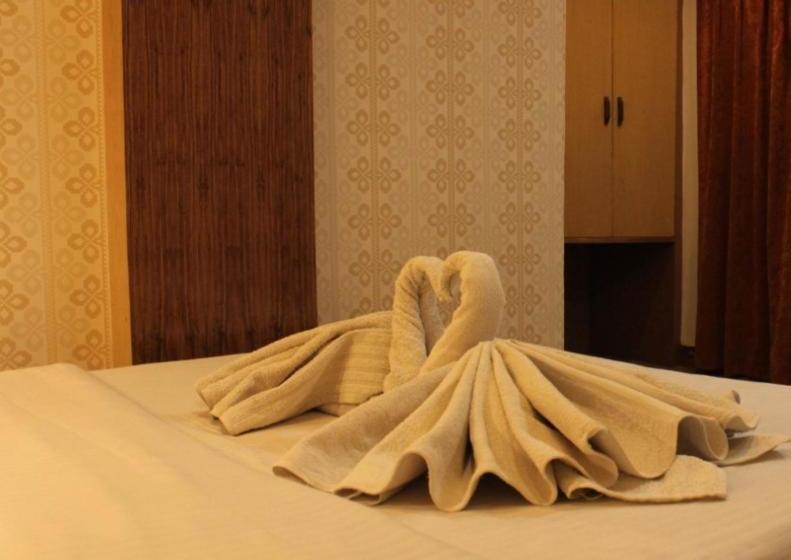 Hotel Kunal & Cottages