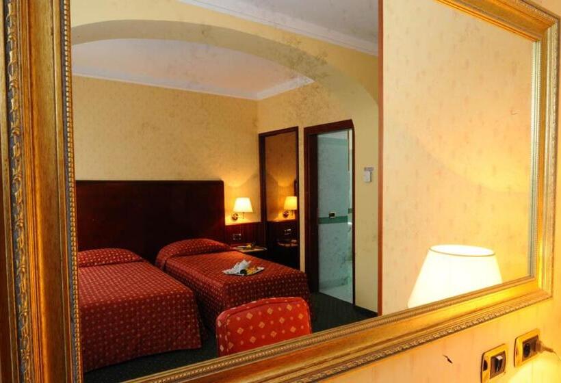 酒店 La Spia D'italia