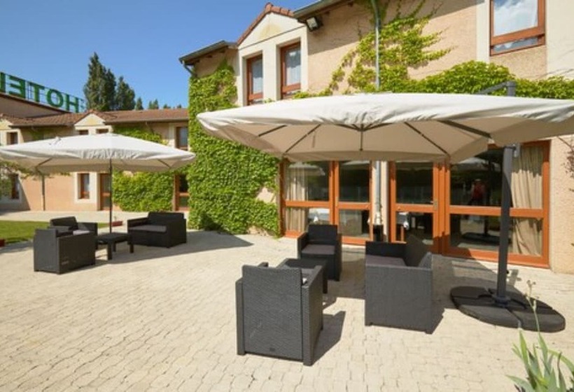 فندق Logis Des Trois Massifs