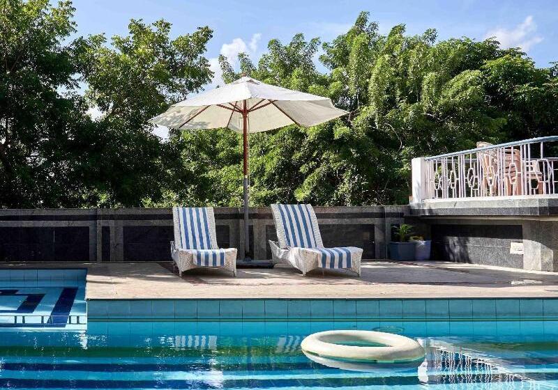 Отель Mamallaa Heritage