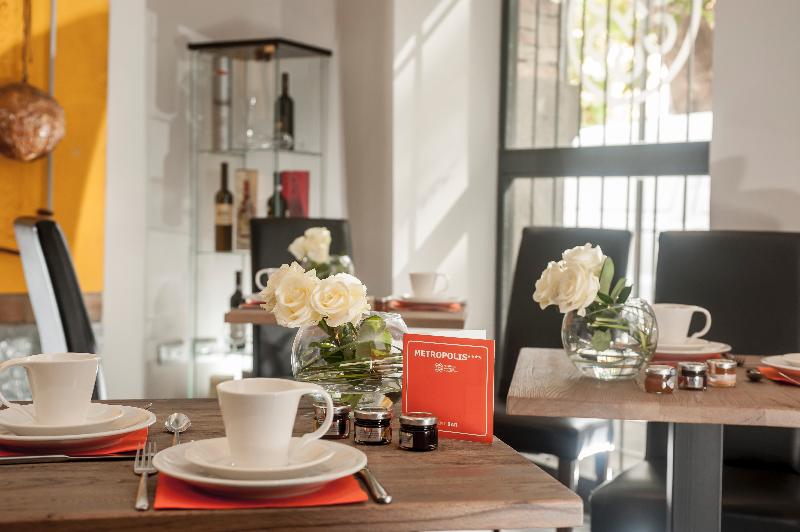 Metropolis   Hotel Di Charme