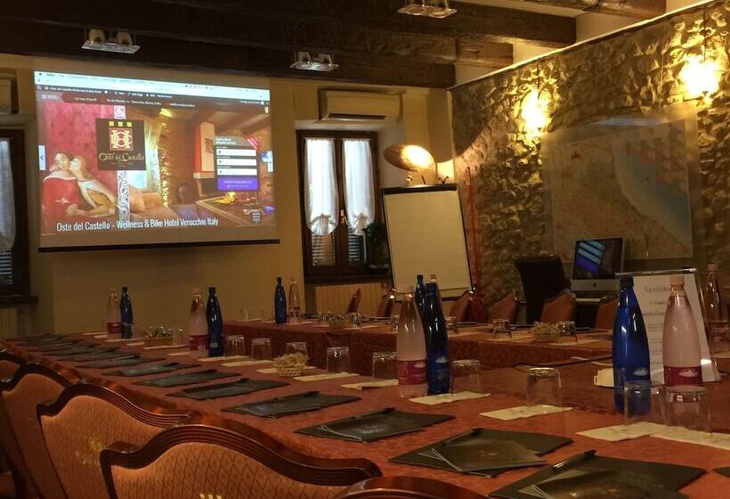 ホテル Oste Del Castello Wellness & Bike