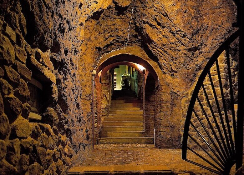 ホテル Oste Del Castello Wellness & Bike