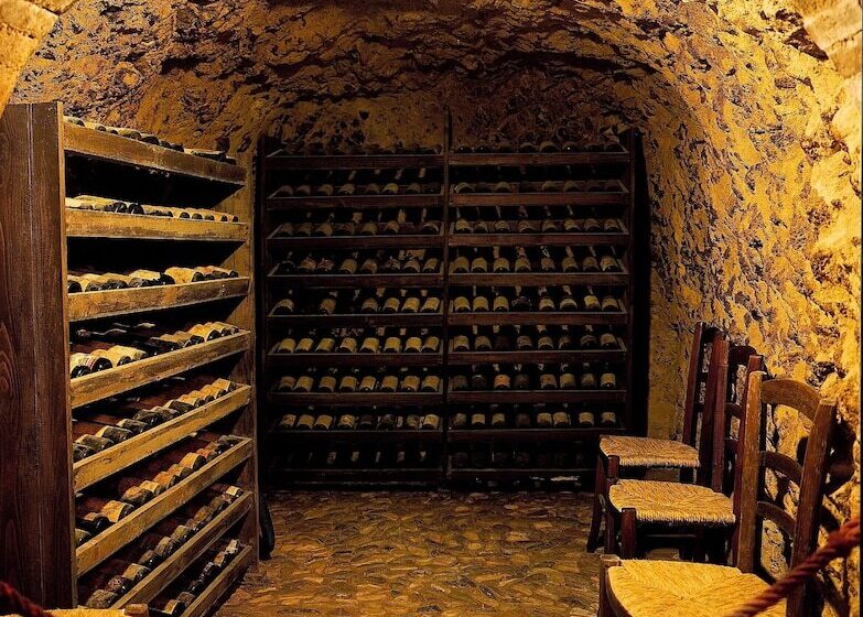 فندق Oste Del Castello Wellness & Bike