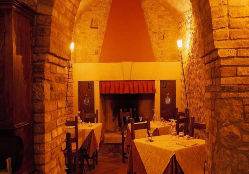 فندق Oste Del Castello Wellness & Bike