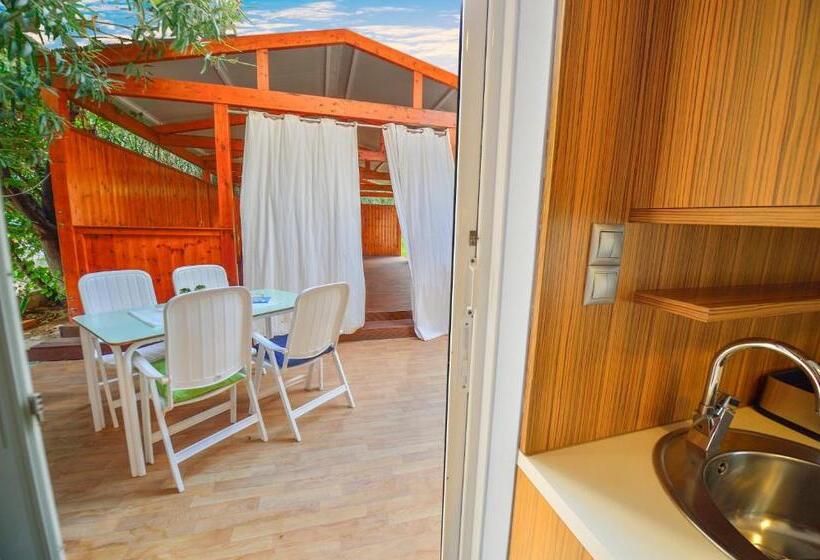 בית מלון כפרי Peli