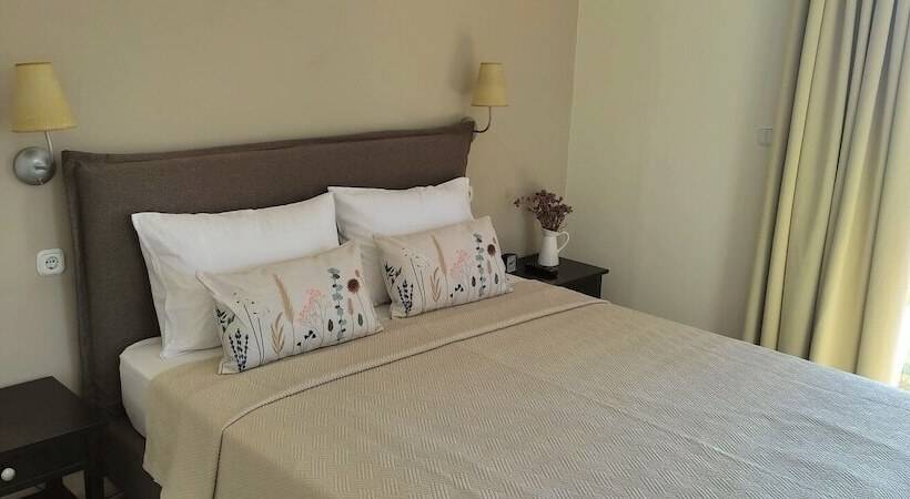 בית מלון כפרי Peli