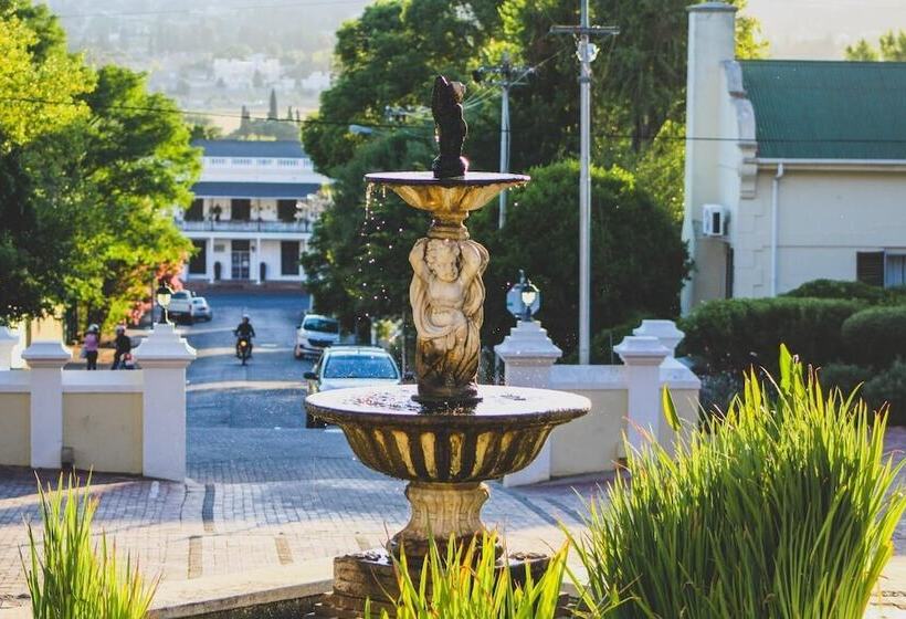 Pontac Manor Hotel & Restaurant