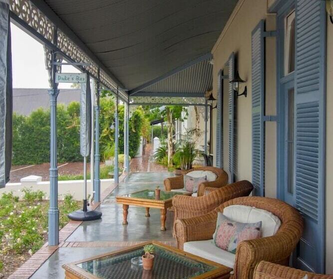 Pontac Manor Hotel & Restaurant