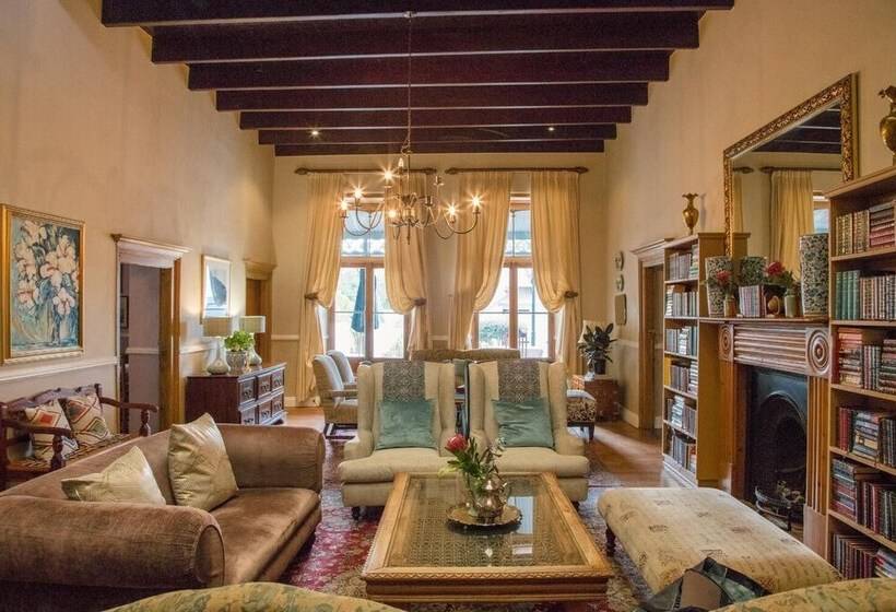 Pontac Manor Hotel & Restaurant