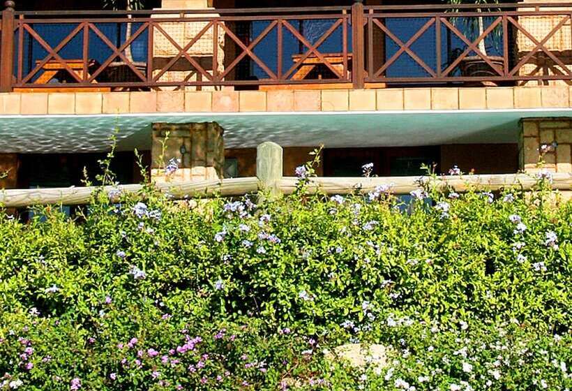 בית מלון כפרי Premier Splendid Inn Port Edward