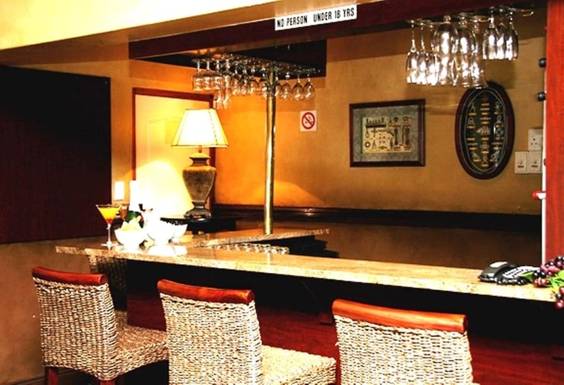 בית מלון כפרי Premier Splendid Inn Port Edward