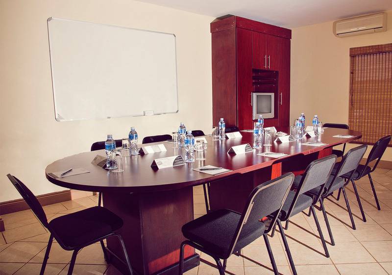 בית מלון כפרי Premier Splendid Inn Port Edward