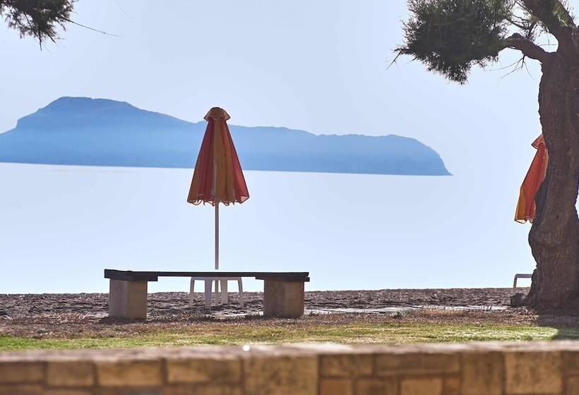 Silver Beach Hotel & Apartments