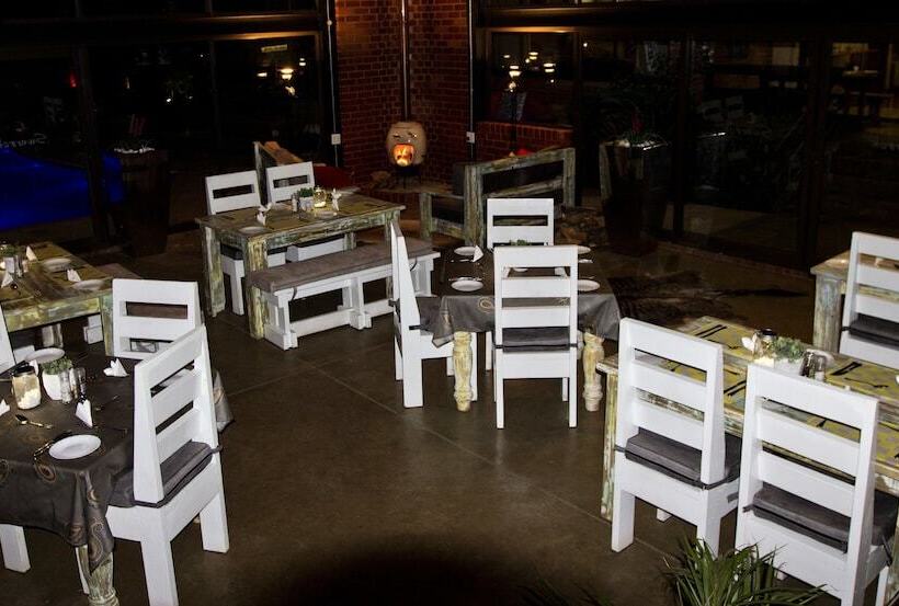 Отель Sunrock Guesthouse