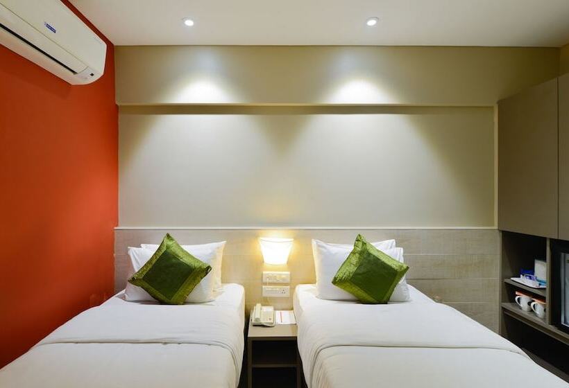 Click Hotel Vadodara 4 Mins Walk For The Railway Station
