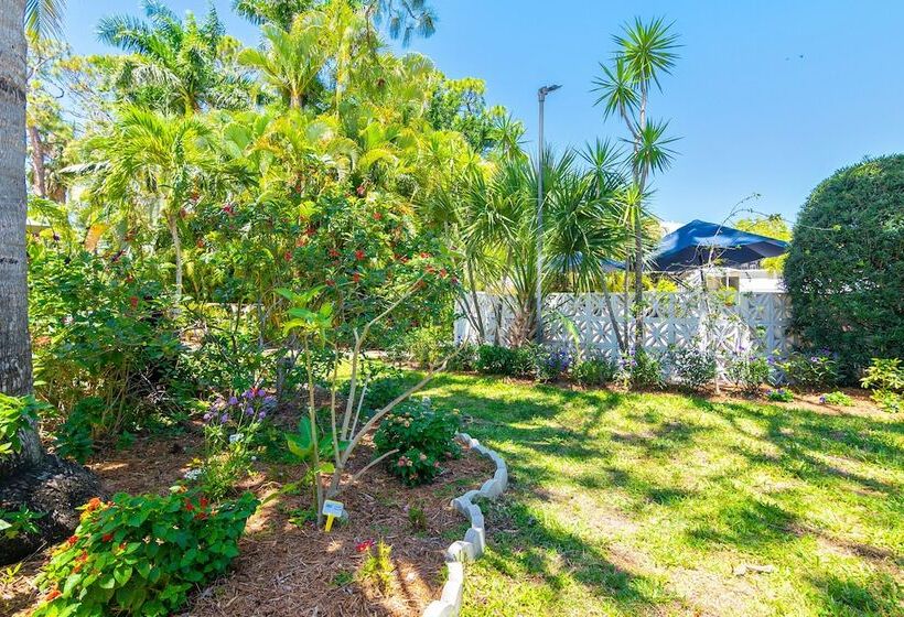 ホテル The Fairways Inn Of Naples