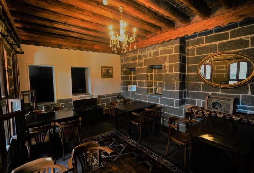 Отель The Green Park  Diyarbakir