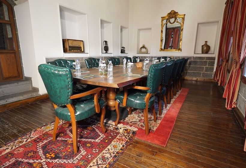 Отель The Green Park  Diyarbakir