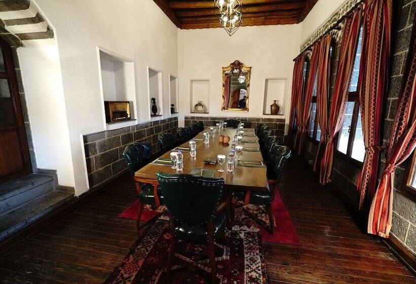 Отель The Green Park  Diyarbakir